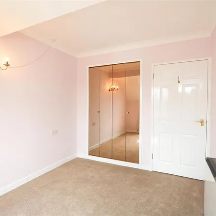 Image 2 - Beech Avenue, Arnold, NG3 5PZ, United Kingdom - Apartment for rent
