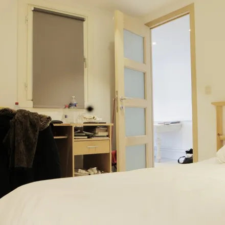 Image 4 - Rue Goffart - Goffartstraat 114, 1050 Ixelles - Elsene, Belgium - Room for rent