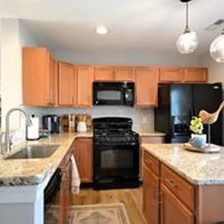 Image 3 - 8471 Cromwell Court, Trexlertown, Upper Macungie Township, PA 18031, USA - Apartment for rent