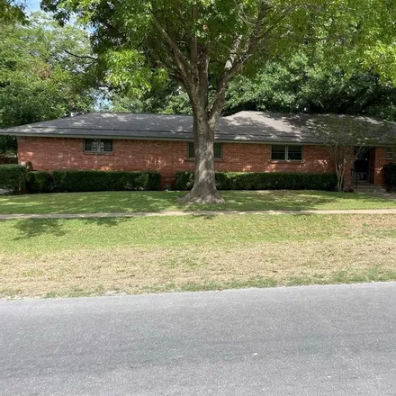 Buy this 3 bed house on 300 North 3rd Street in Midlothian, TX 76065