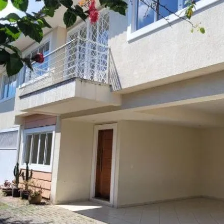 Rent this 3 bed house on Rua Albino Born 161 in Bom Retiro, Curitiba - PR