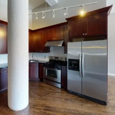 Buy this 2 bed apartment on #2e,1019 West Jackson Boulevard in West Side, Chicago