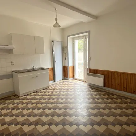 Rent this 2 bed apartment on La Fontaine Breton in Rue de la Touche, 37210 Vernou-sur-Brenne