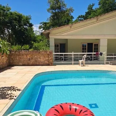 Buy this 3 bed house on Rua M in Cantagalo, Niterói - RJ