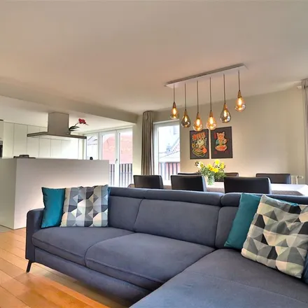 Rent this 2 bed apartment on Boerderijstraat 86 in 8500 Kortrijk, Belgium