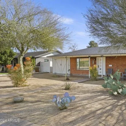 Buy this 3 bed house on 3507 North 26th Place in Phoenix, AZ 85016