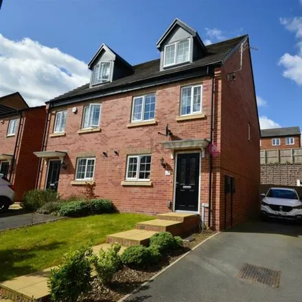 Buy this 3 bed duplex on Davy Grove in Sheffield, S20 4AG