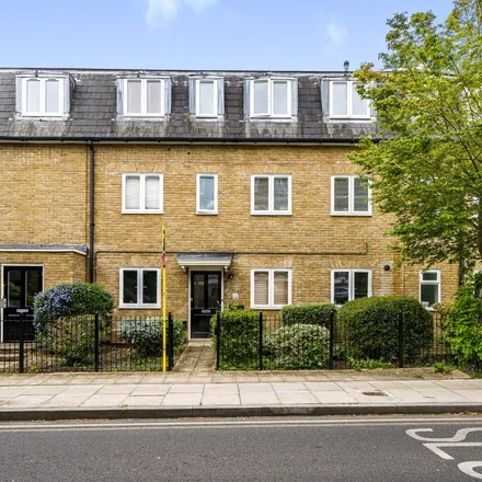 Rent this 4 bed apartment on Mariana Court in 29 Assembly Passage, London
