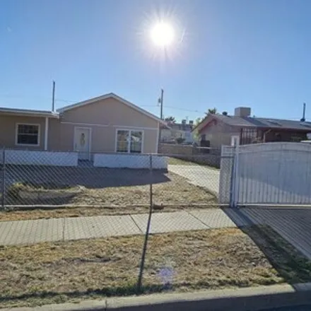 Image 2 - 8864 Kenneth Street, El Paso, TX 79904, USA - House for rent