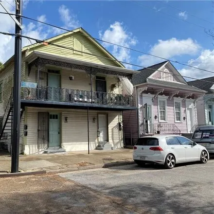 Image 1 - 3141 Saint Philip Street, New Orleans, LA 70119, USA - House for rent