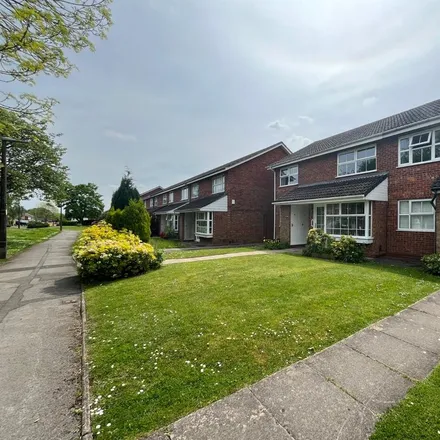 Rent this 2 bed apartment on Mallaby Close in Haslucks Green, B90 2PW