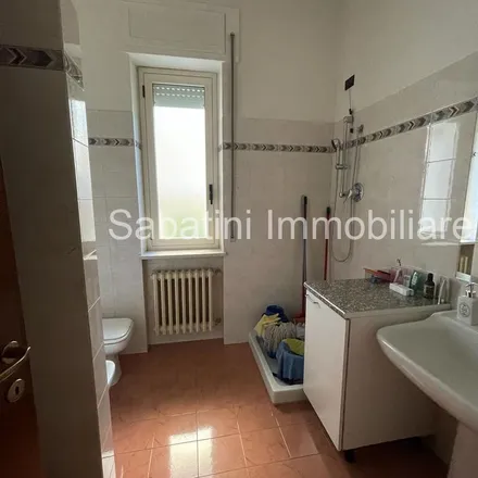 Image 6 - Viale Regina Margherita, 91, 65123 Pescara PE, Italy - Apartment for rent