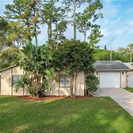Image 2 - 2324 Yule Tree Drive, Edgewater, FL 32141, USA - House for sale