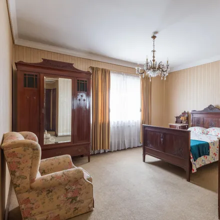 Rent this 7 bed room on Rosário in Rua Clube dos Caçadores, 4430-065 Vila Nova de Gaia
