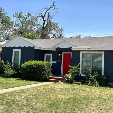 Rent this 3 bed house on 2803 30th Street in Lubbock, TX 79410