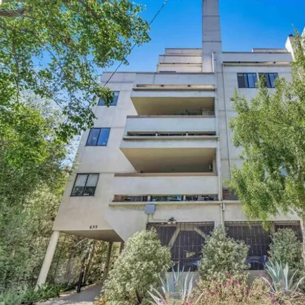 Image 2 - 655 Chetwood St Apt 401, Oakland, California, 94610 - Condo for sale