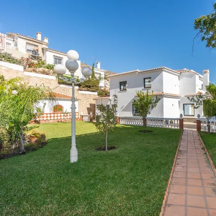 Image 2 - Benalmádena, Andalusia, Spain - House for sale