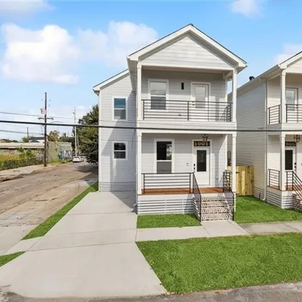 Buy this 4 bed house on 2215 Pauger Street in Faubourg Marigny, New Orleans