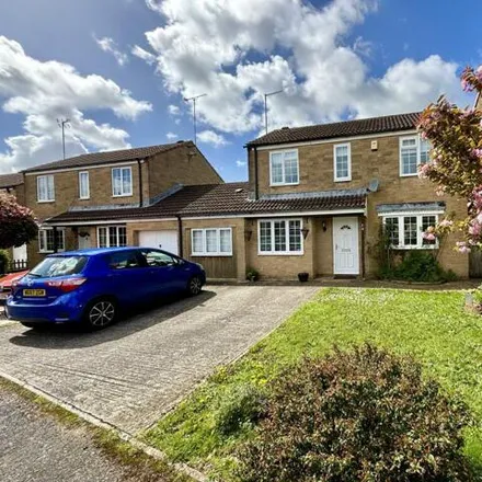 Buy this 4 bed house on unnamed road in Yeovil, BA21 3SF