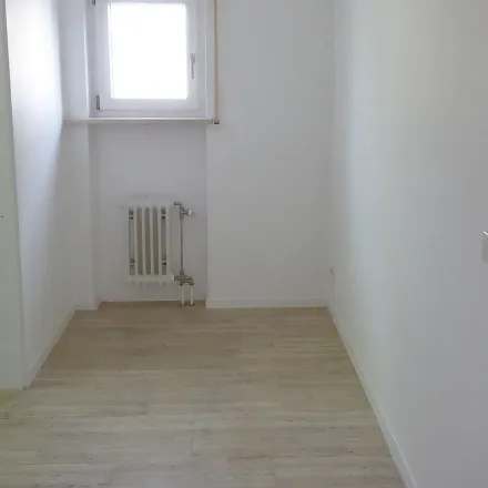 Image 2 - Schmausenbuckstraße 34, 90480 Nuremberg, Germany - Apartment for rent