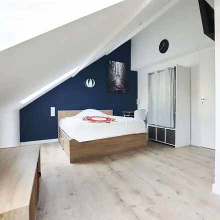 Rent this 5 bed room on 29 Rue du Molinel in 59777 Lille, France