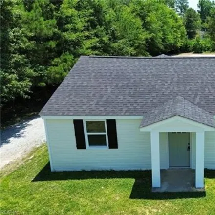 Buy this 3 bed house on 1024 Old Somerton Rd in Suffolk, Virginia