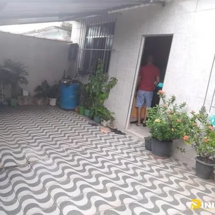 Buy this 2 bed house on Rua Euclides da Cunha in Centenário, Duque de Caxias - RJ