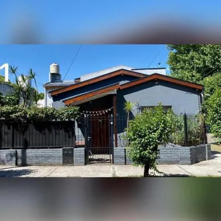 Buy this studio house on Carlos Guido y Spano in Partido de Lomas de Zamora, Turdera