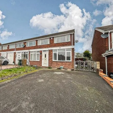 Buy this 3 bed duplex on Oakwood Drive in Streetly, B74 3SZ