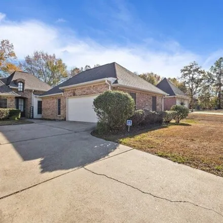 Buy this 3 bed house on 376 Carr Meadow Drive in Ridgeland, MS 39157