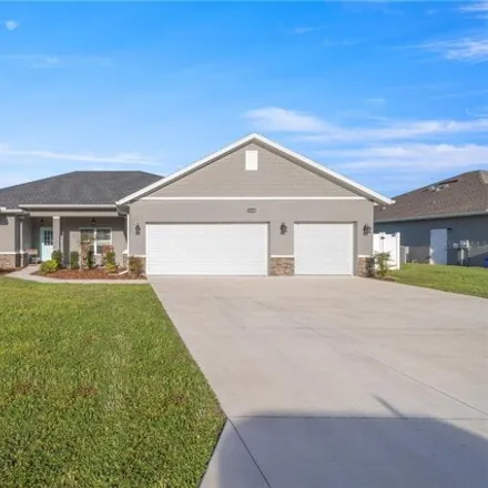 Buy this 4 bed house on 10348 Southeast 69th Terrace in Belleview, FL 34420
