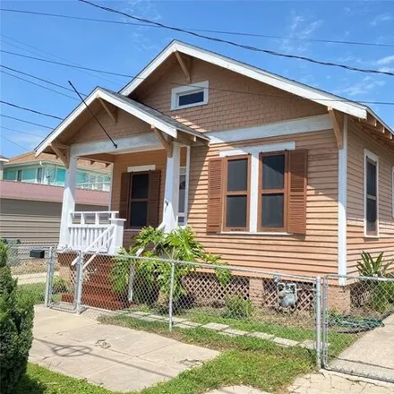 Image 1 - 1940 26th Street, Galveston, TX 77550, USA - House for rent