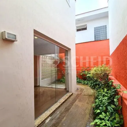 Buy this 3 bed house on Rua das Camélias 540 in Mirandópolis, São Paulo - SP