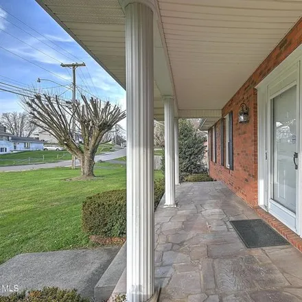 Image 4 - Hilltop Drive, Walnut Grove, Bristol, VA 24202, USA - House for sale