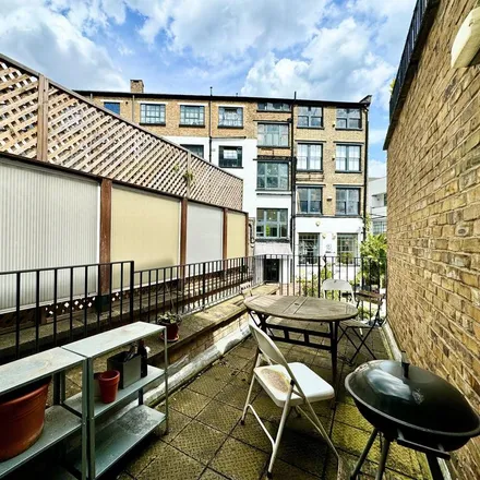 Image 6 - Canonbury Yard, Grahams Hifi, Canonbury Yard, London, N1 7BJ, United Kingdom - Apartment for rent