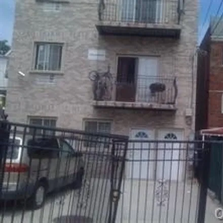 Buy this 11 bed house on 779 East 211th Street in New York, NY 10467
