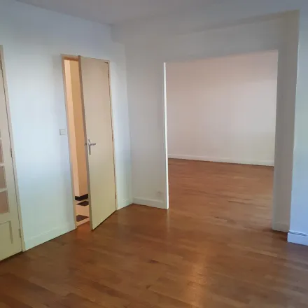 Image 4 - 68 Rue Challemel Lacour, 69007 Lyon, France - Apartment for rent