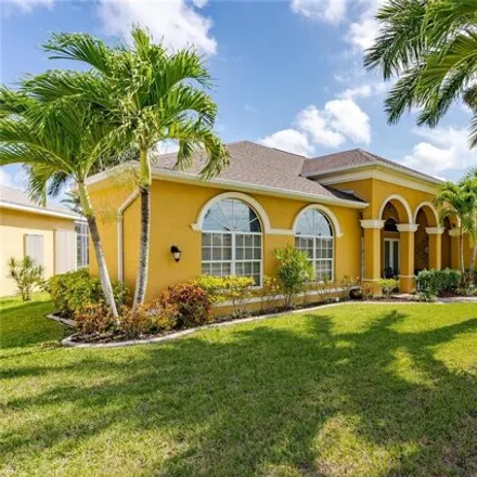 Image 2 - 2601 Beach Parkway West, Cape Coral, FL 33914, USA - House for sale