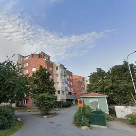 Rent this 3 bed condo on Trillans väg 4 in 131 49 Nacka, Sweden