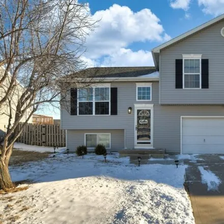 Buy this 3 bed house on 16125 Greenleaf Street in Sarpy County, NE 68136