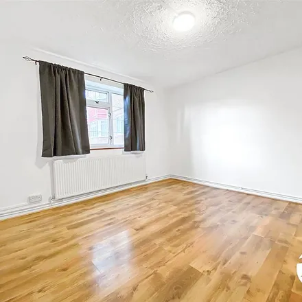 Rent this 2 bed apartment on Merino Place in London, DA15 9NH