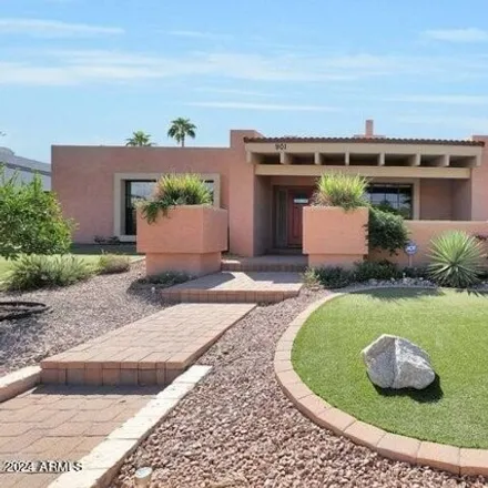 Buy this 4 bed house on 901 East Beck Lane in Phoenix, AZ 85022