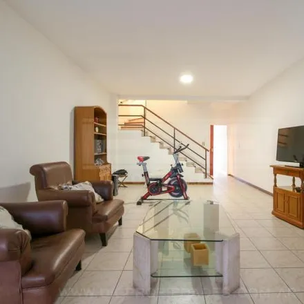 Buy this 3 bed house on Francia 3039 in Florida, Vicente López