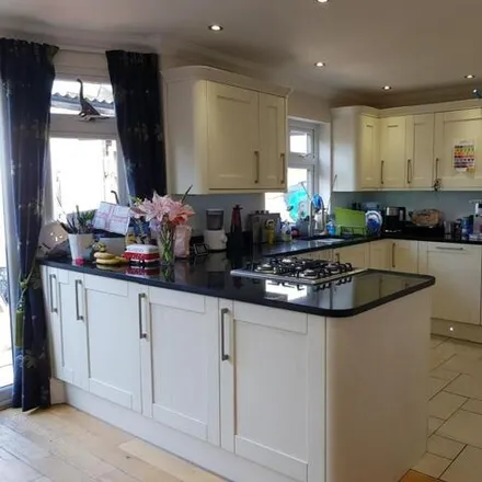 Rent this 3 bed duplex on 68 The Ridgeway in London, CR0 4AF