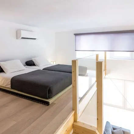 Rent this 1 bed apartment on Madrid in Calle del Marqués de Mondéjar, 11