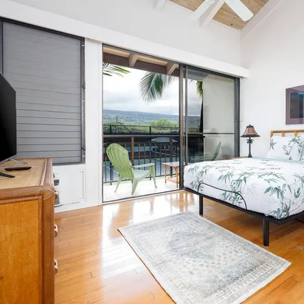 Rent this 3 bed condo on Kailua