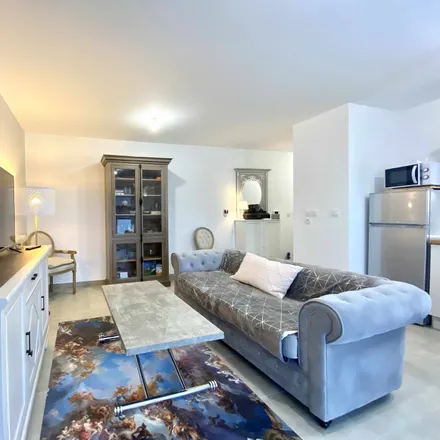 Rent this 1 bed apartment on 2 Rue de la Grande Hermine in 35400 Saint-Malo, France