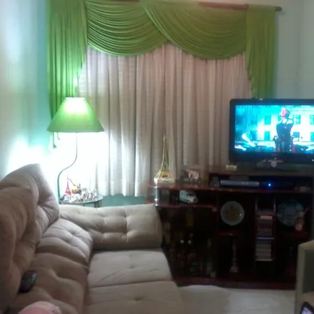 Rent this 2 bed apartment on Mauá in Jardim Bom Recanto, BR