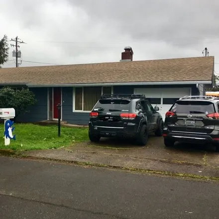 Buy this 3 bed house on 250 Grant Avenue in Cottage Grove, OR 97424