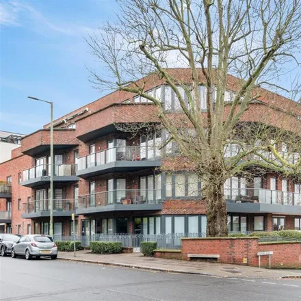 Rent this 2 bed apartment on Hodford Road in Childs Hill, London